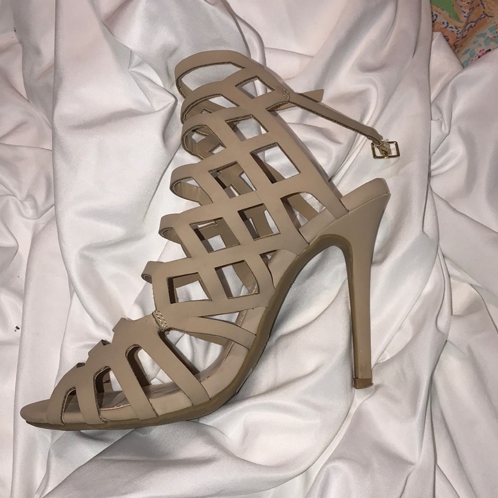 Cage heels
